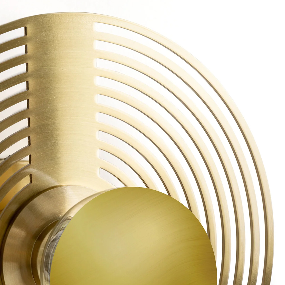 Бра в виде металлического диска Amadis Gold Wall Lamp