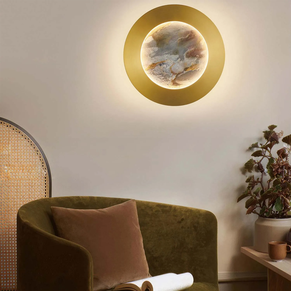 Бра в форме диска цвета латунь Brass Borders