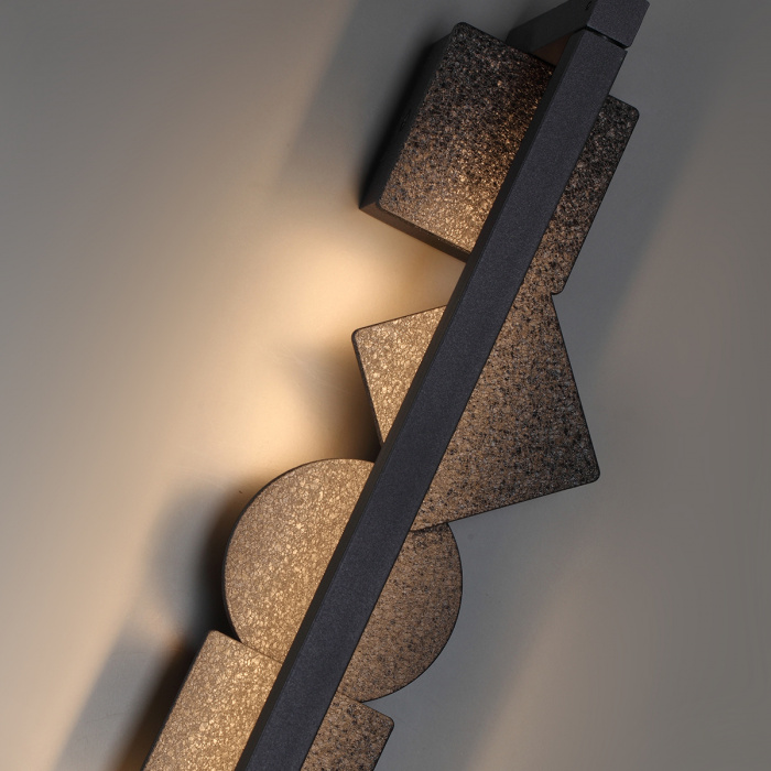 Бра вертикальное с черными кругами и квадратами Gravyura