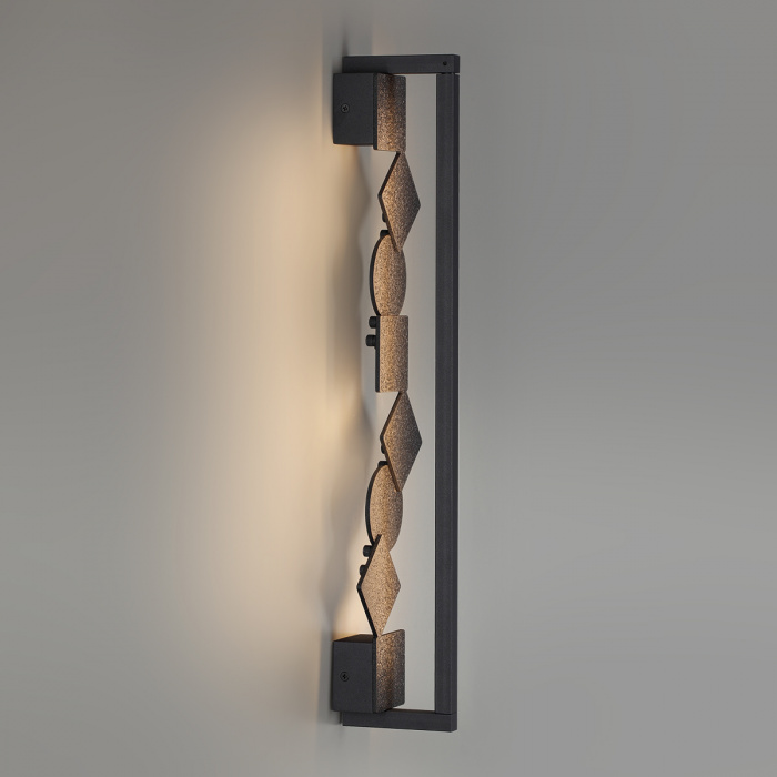 Бра вертикальное с черными кругами и квадратами Gravyura