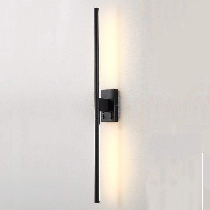 Бра вытянутой цилиндрической формы из металла Trumpet tube