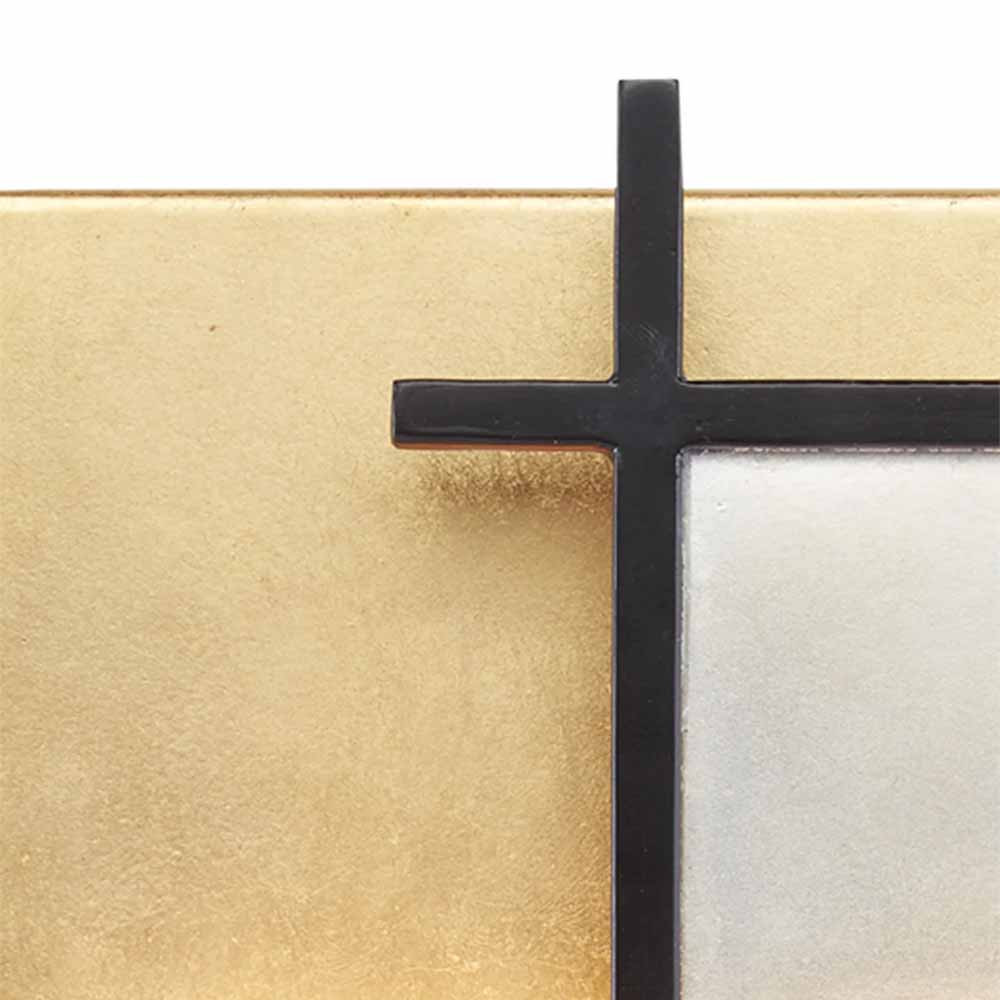 Бра геометрической формы из прямоугольных панелей Cross Strokes