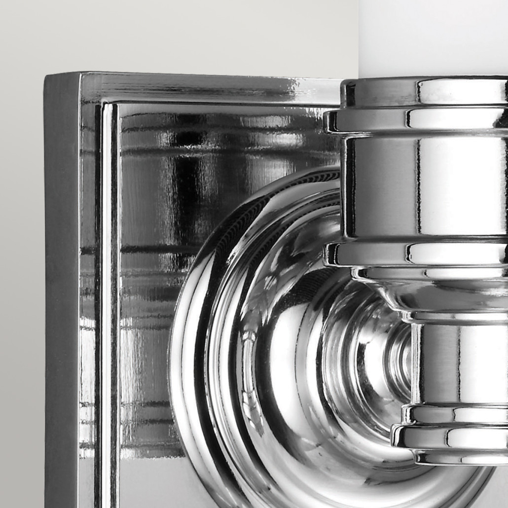 Бра для ванных комнат с матовым цилиндрическим плафоном на квадратном основании цвета хром Feiss