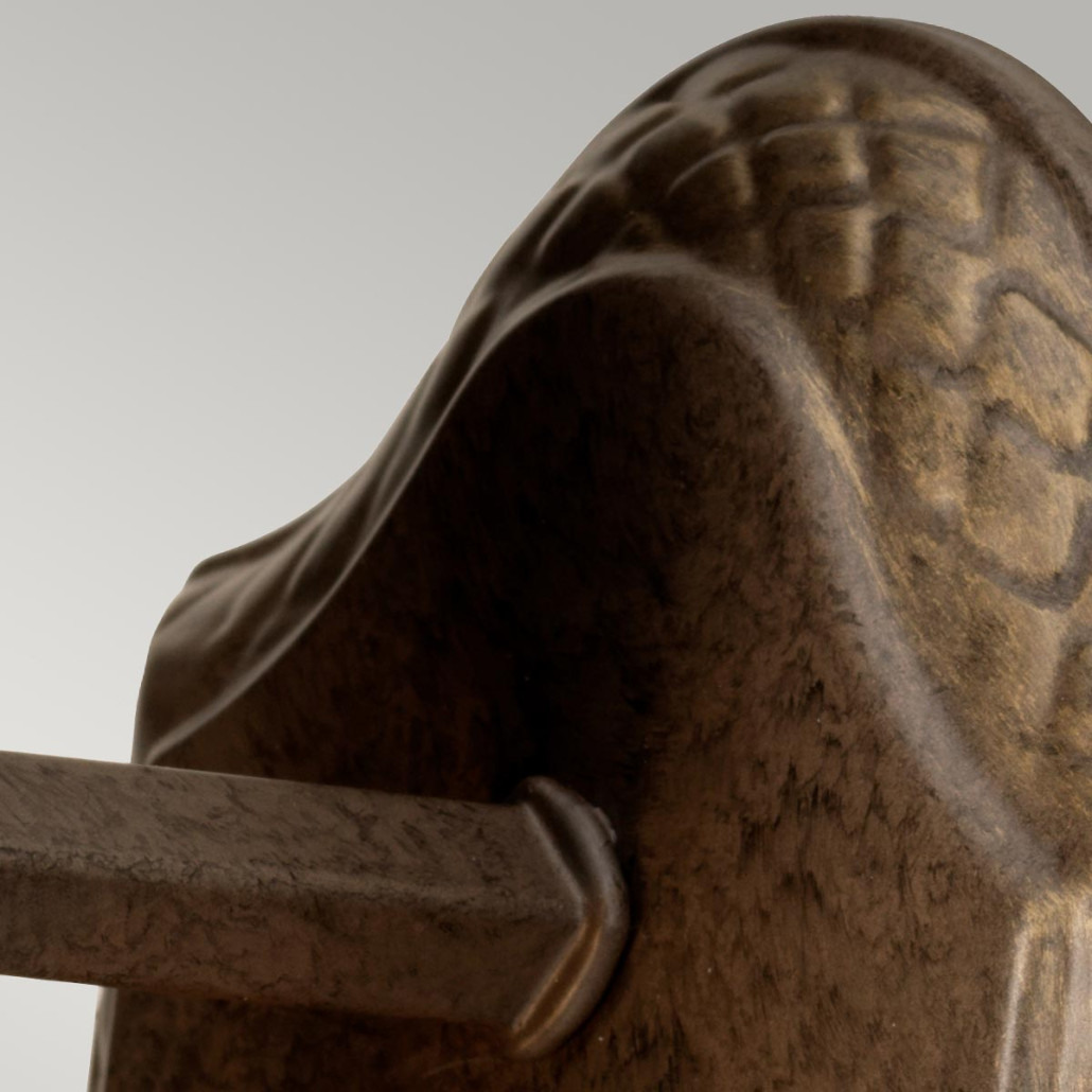 Бра для ванных комнат с прозрачным стеклянным плафоном в форме ананаса и декоративным основанием с рельефным узором Hinkley