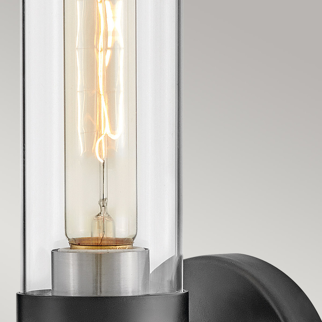 Бра для ванных комнат с прозрачным стеклянным плафоном в форме цилиндра Hinkley