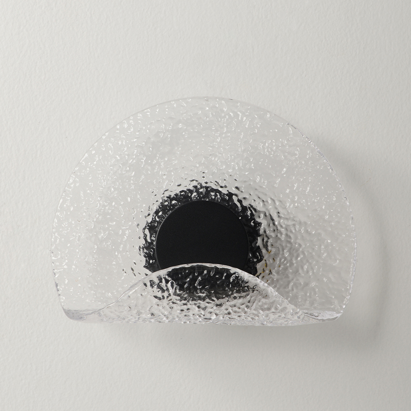 Бра из текстурированного прозрачного стекла с изогнутым краем Textured Glass
