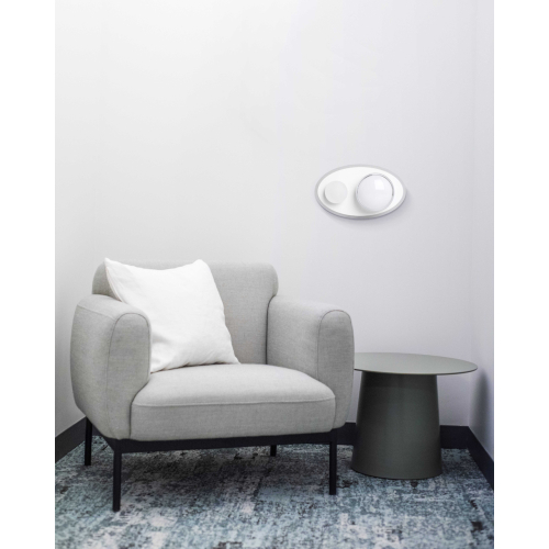 Бра овальной формы белого цвета с 2-мя лампами Lunar Pebbles