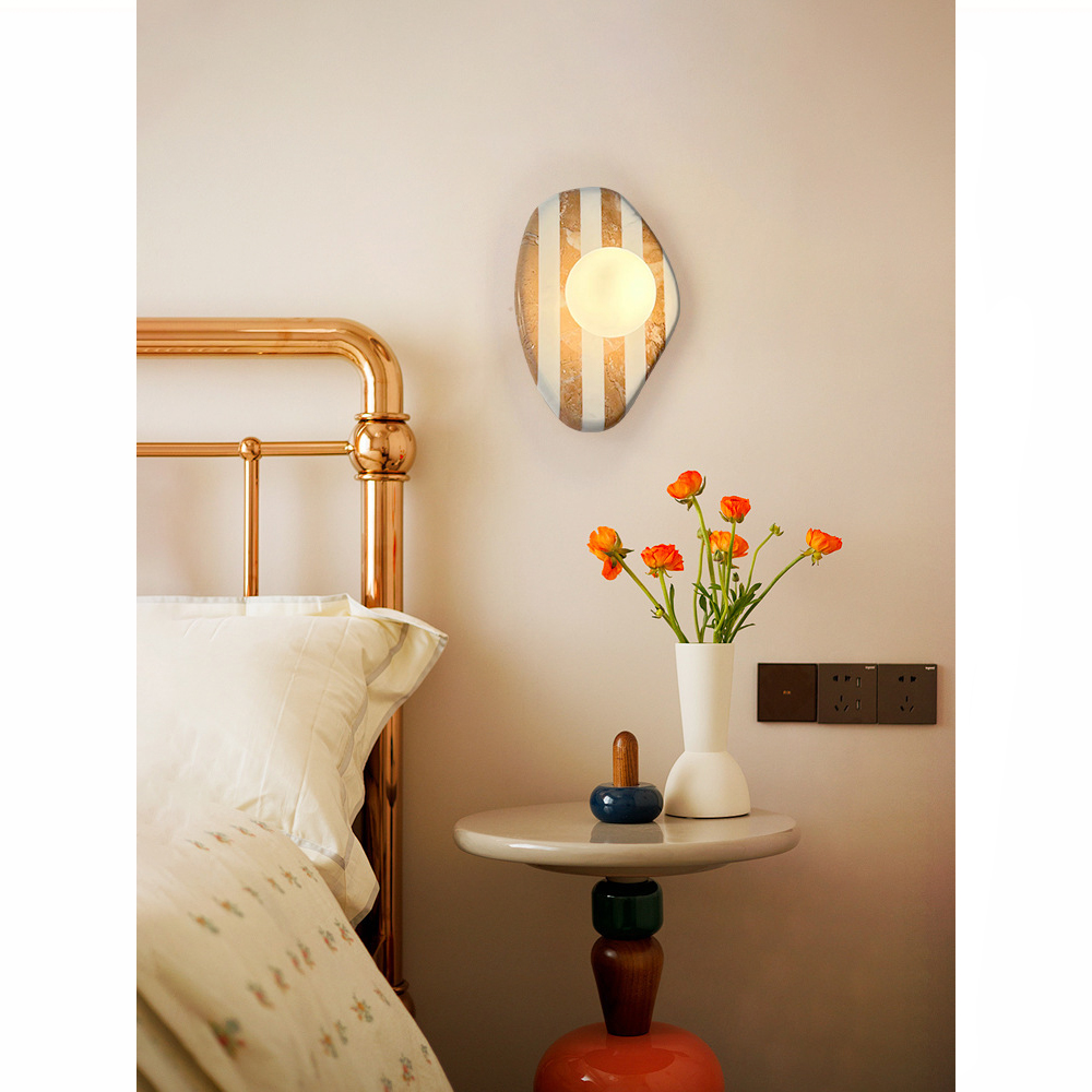 Бра полосатое из мрамора Shaw Marble Lighting