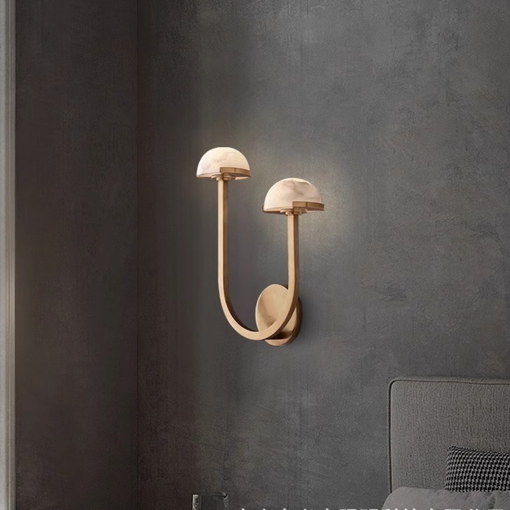 Бра с 2-мя мраморными плафонами на латунном корпусе Light Warm Light