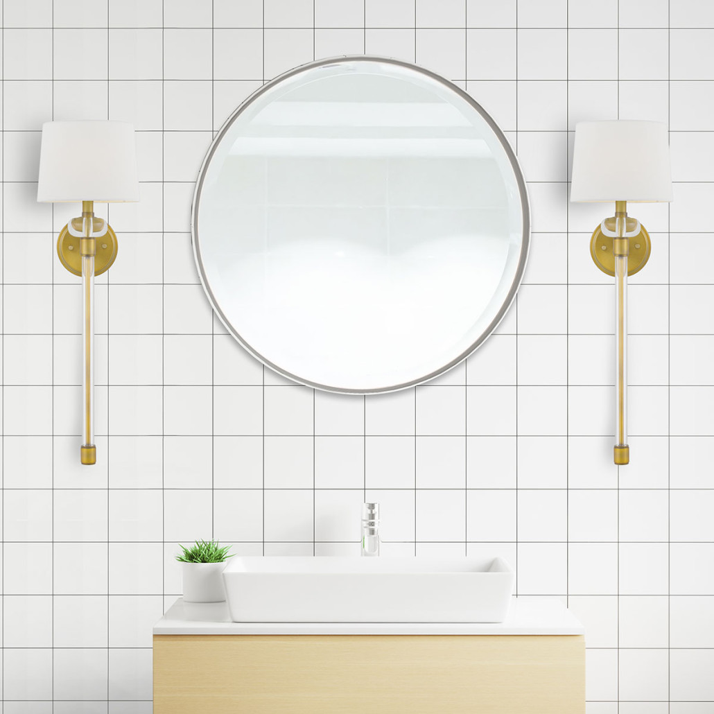 Бра с белым абажуром в форме конуса и прозрачным декоративным кольцом Quoizel