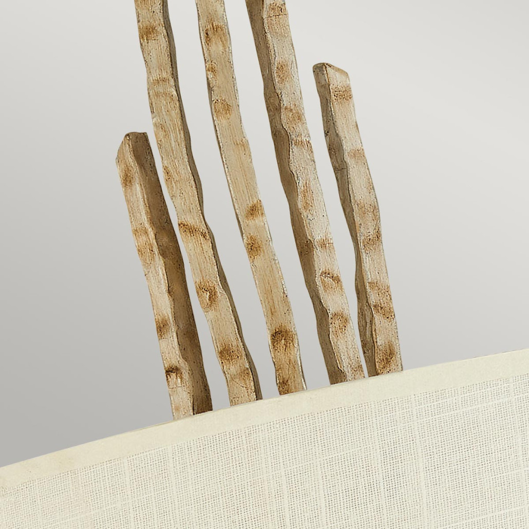 Бра с белым абажуром и элементами в виде натуральных веток Hinkley