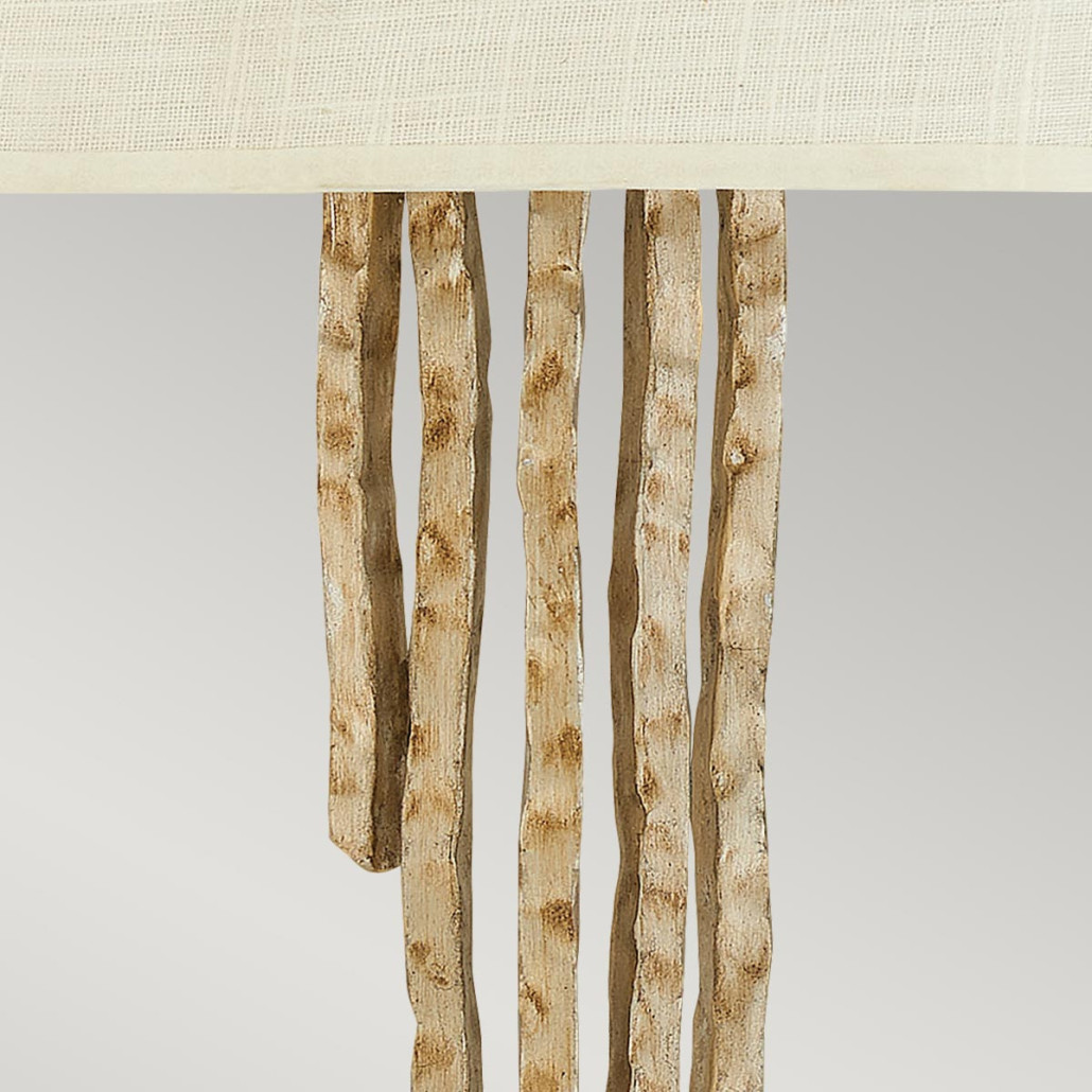 Бра с белым абажуром и элементами в виде натуральных веток Hinkley