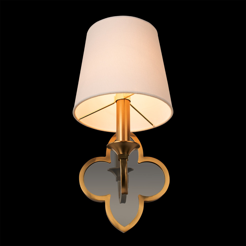 Бра с белым текстильным абажуром и фигурным основанием с зеркальной вставкой Vitorino