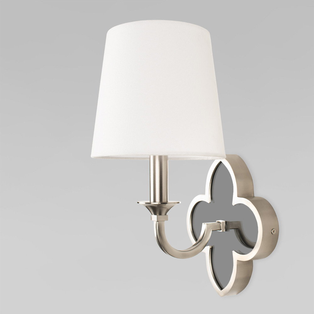 Бра с белым текстильным абажуром и фигурным основанием с зеркальной вставкой Vitorino