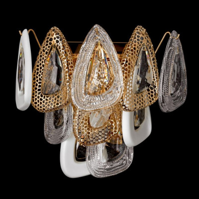 Бра с белыми и прозрачными подвесками Character Chandelier