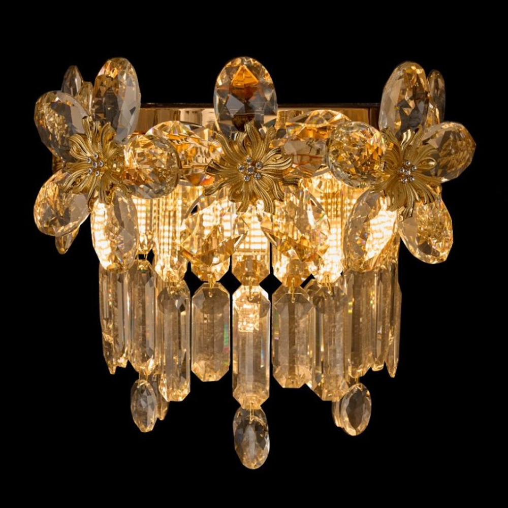 Бра с декоративными элементами в виде крупных хрустальных цветов Palace Gardens
