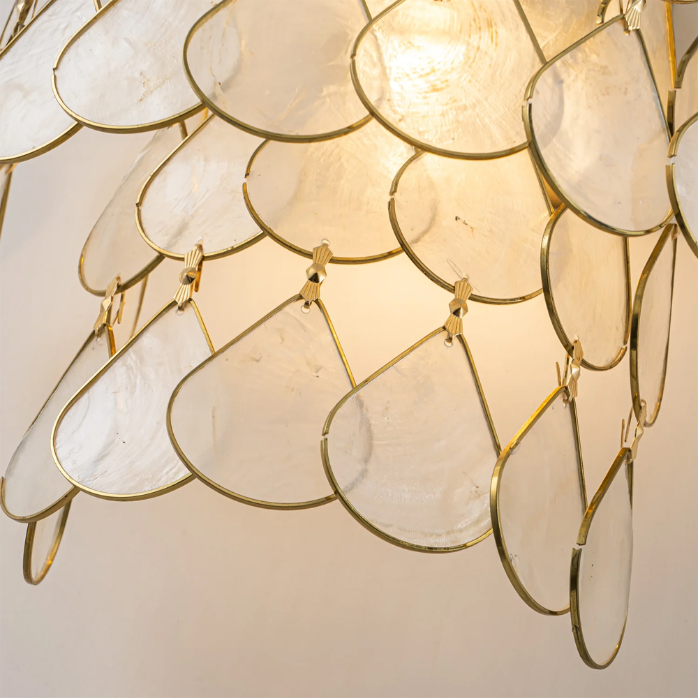 Бра с декором из натуральной морской ракушки Iridescent Light