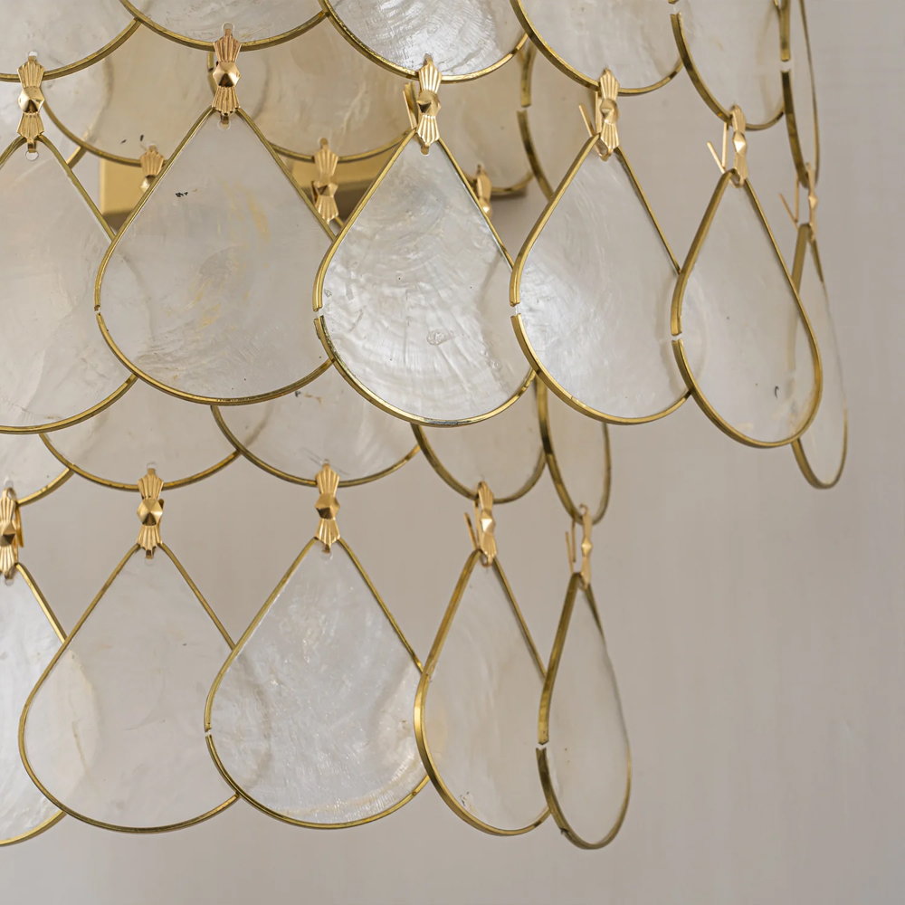 Бра с декором из натуральной морской ракушки Iridescent Light