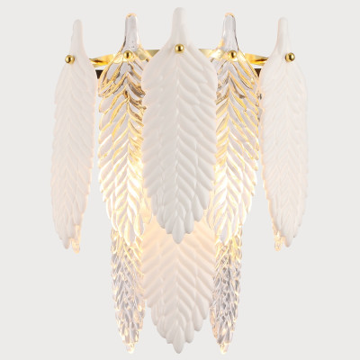 Бра с декором из рельефного стекла в виде перьев Abelia Feather Wall Lamp