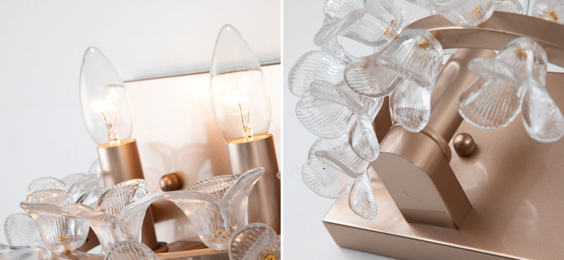 Бра с декором из стеклянных цветов Myosotis