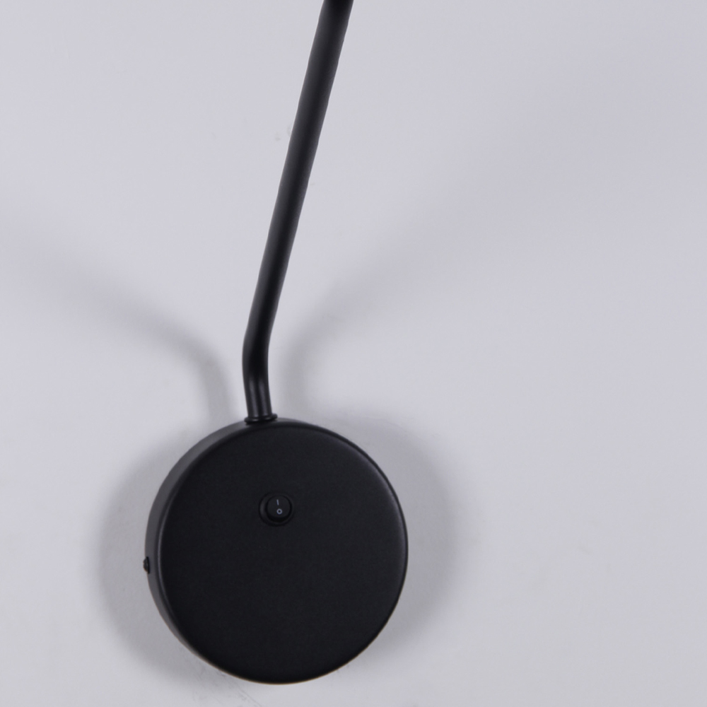 Бра с длинным чёрным металлическим каркасом Bendik Lighting