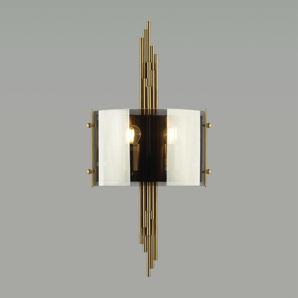 Бра с изогнутым плафоном на бронзовом основании с вертикальным декором из металлических трубок Sohne