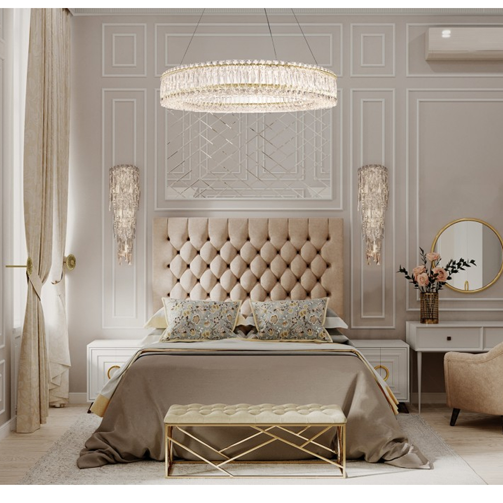 Бра с каскадом из прозрачного хрусталя и корпусом золотого цвета Constant Sparks