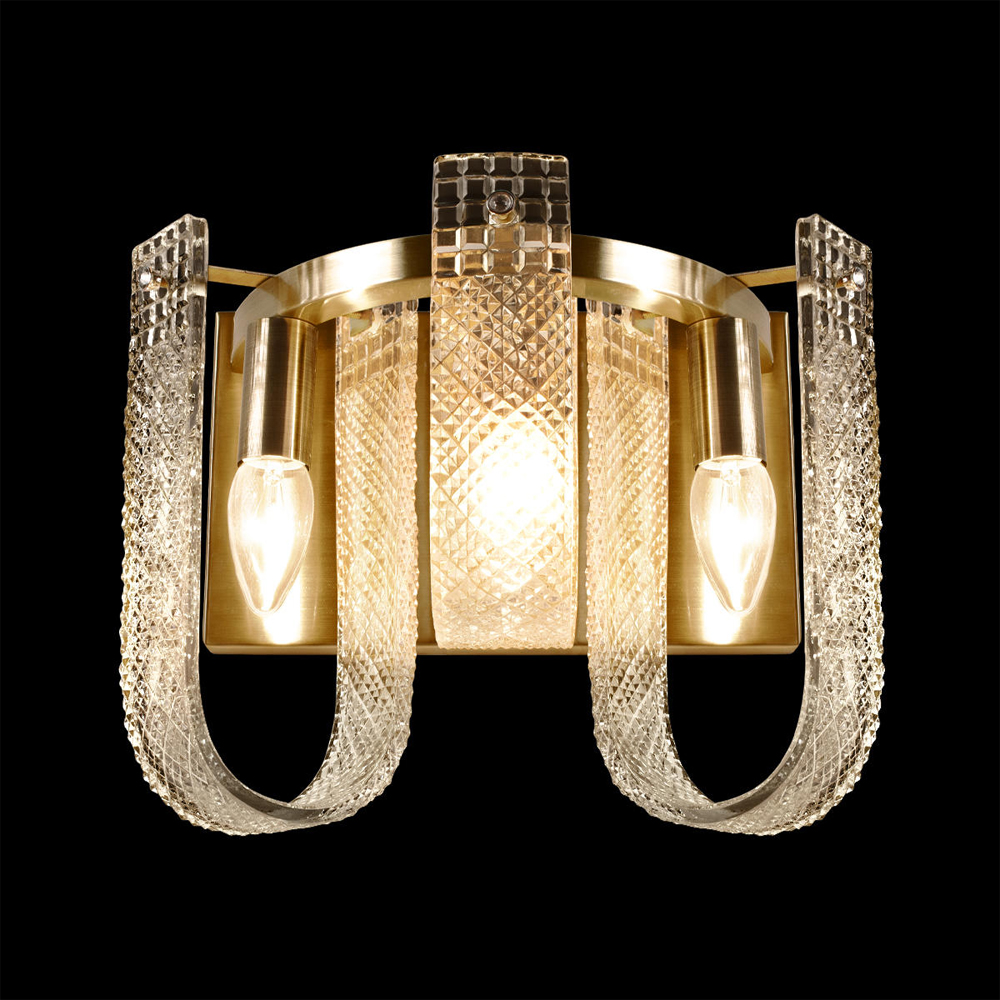 Бра с металлическим основанием золотого цвета и хрустальными подвесками Textured Glass