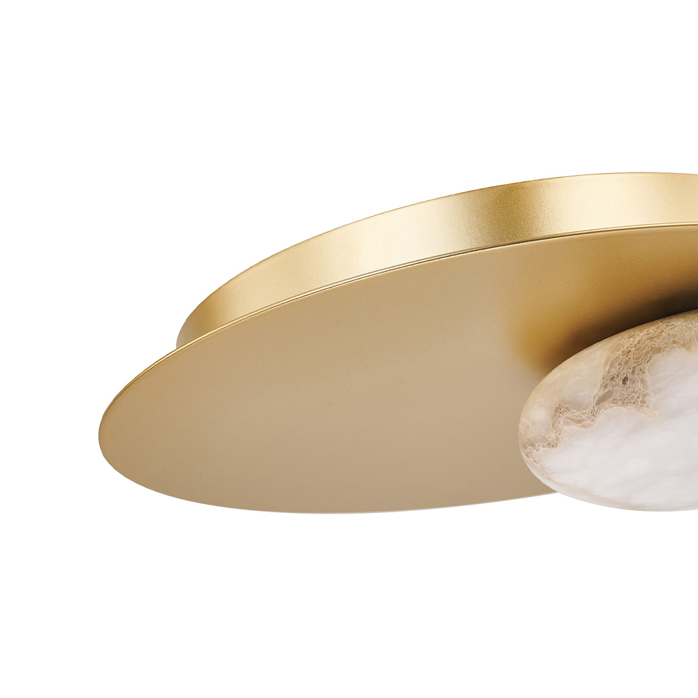 Бра с овальным основанием золотого цвета и плафоном из алебастра Shaw Lighting