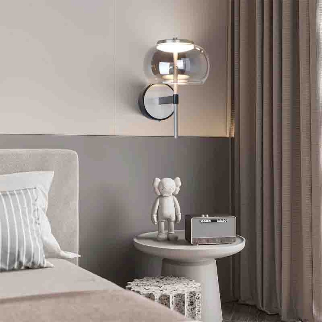Бра с округлым прозрачным плафоном Blanton Light