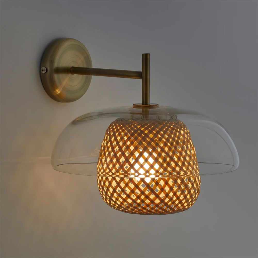 Бра с плафоном из плетенного бамбука Corzine