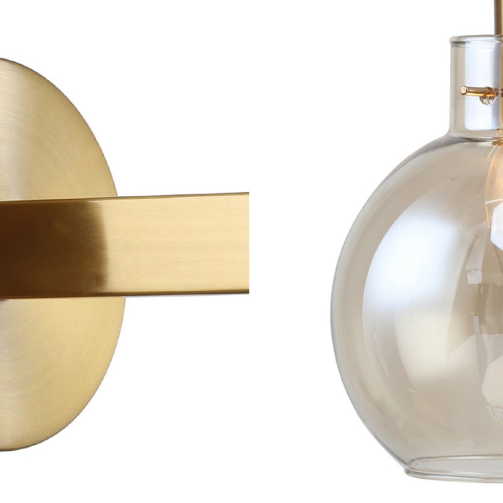 Бра с плафоном коньячного цвета Carmella Globe Brass