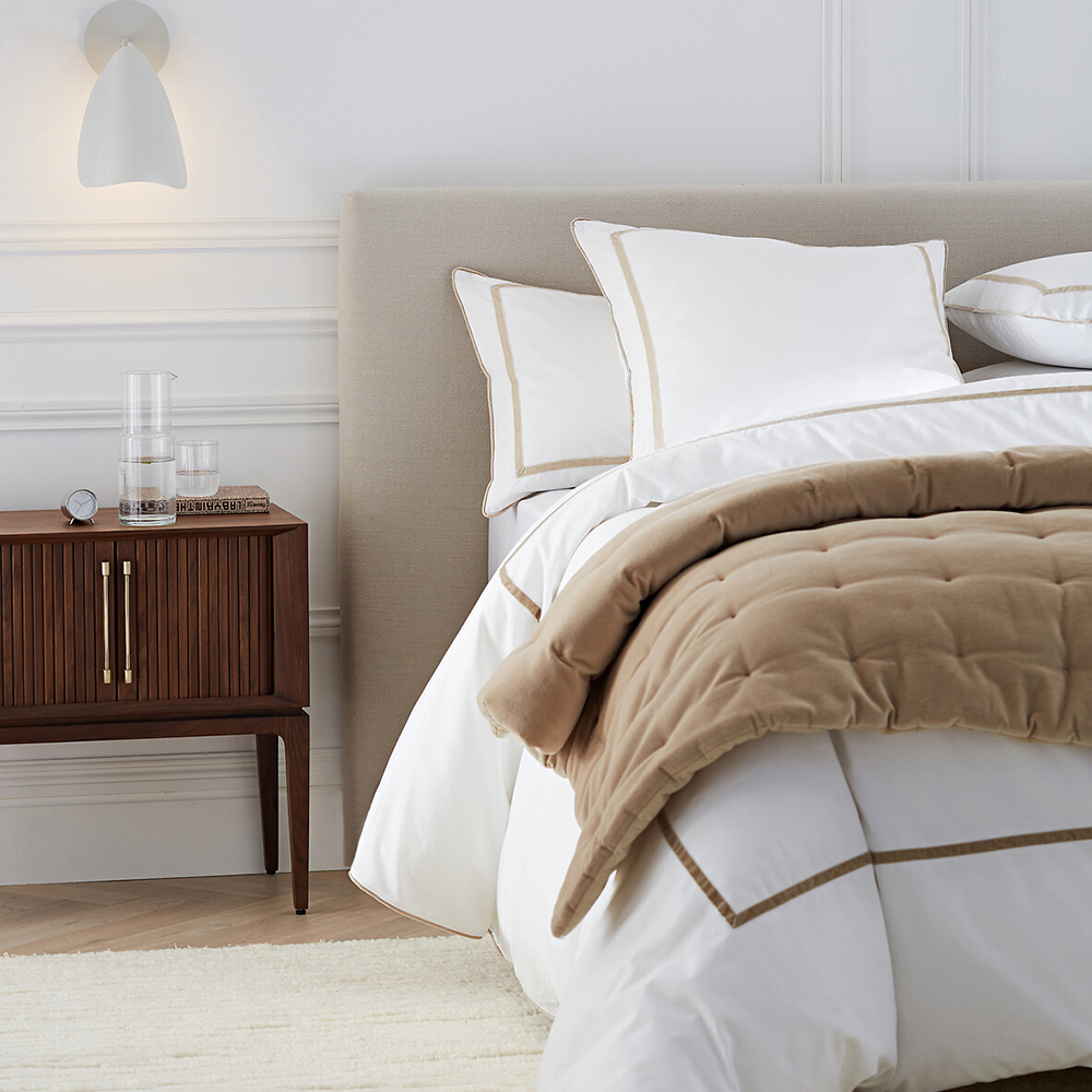 Бра с поворотным плафоном Aracea Black Wall Lamp