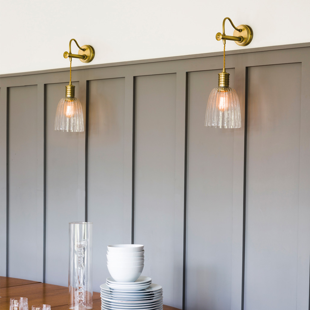 Бра с подвесной лампой на шнуре и ребристым патроном Elstead Lighting