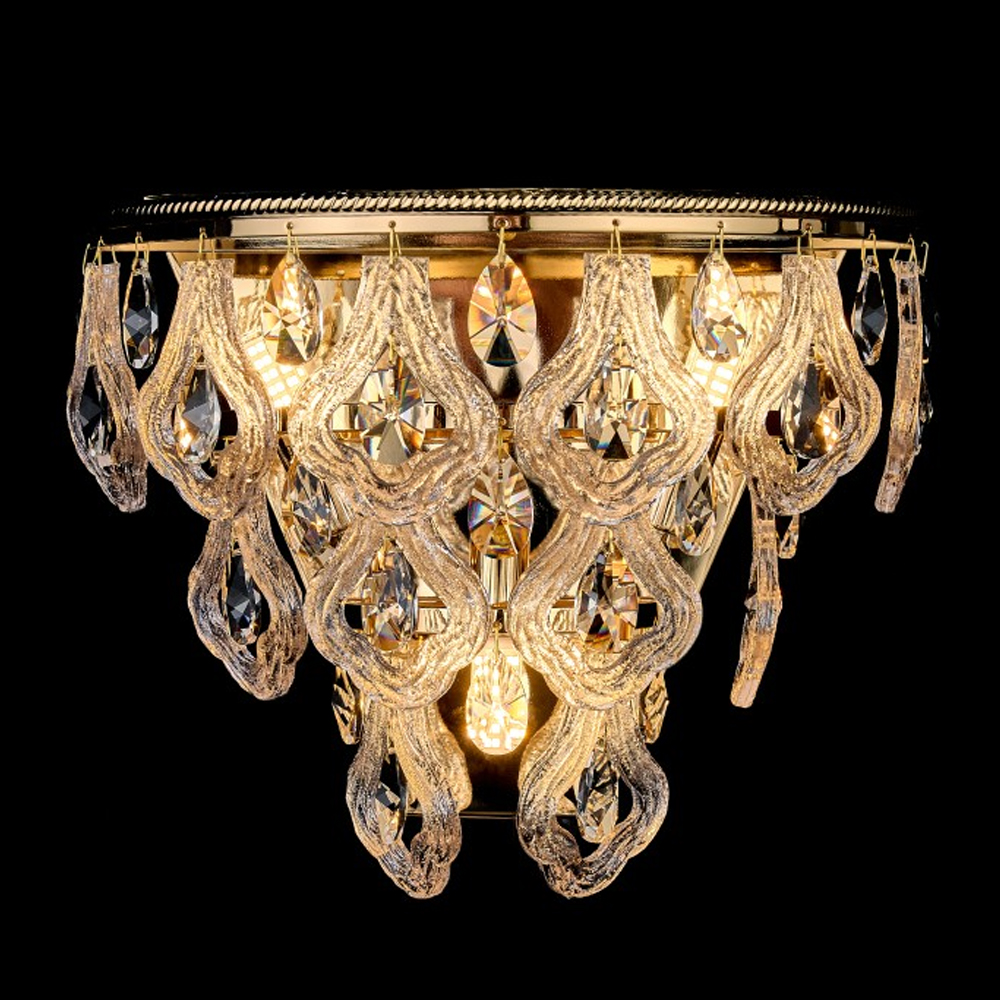 Бра с подвесными прозрачными элементами Attractiveness