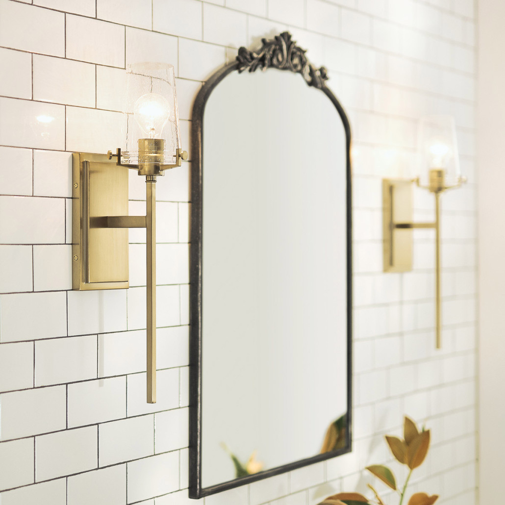 Бра с прозрачным стеклянным плафоном Kichler