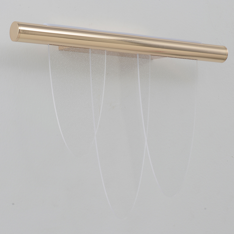 Бра с тремя элементами в форме лепестков и металлическим основанием DALI Tonin Casa