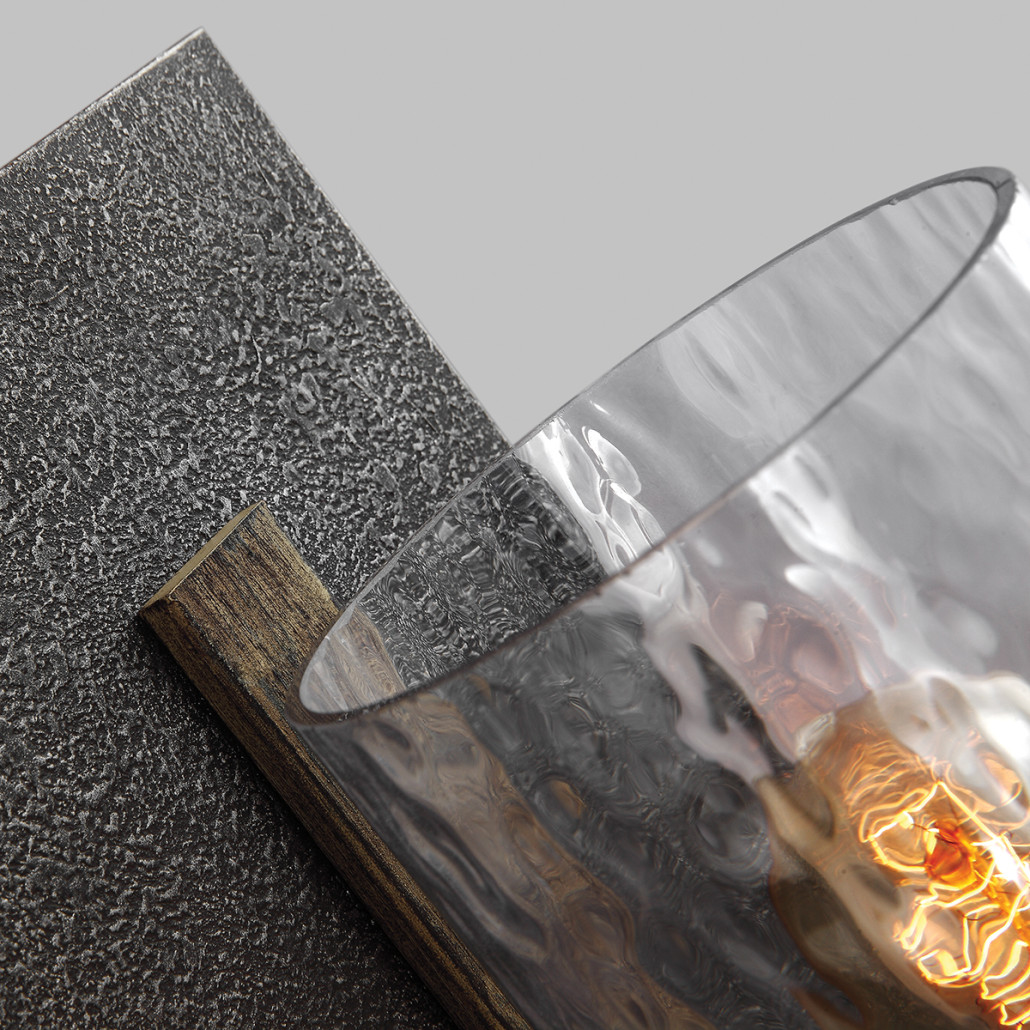 Бра с цилиндрическим плафоном из прозрачного рифленого стекла Feiss