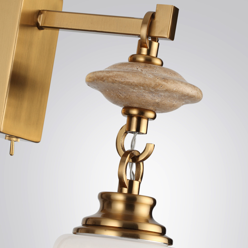 Бра со стеклянным плафоном конусообразной формы и декоративной вставкой из джута Tectona