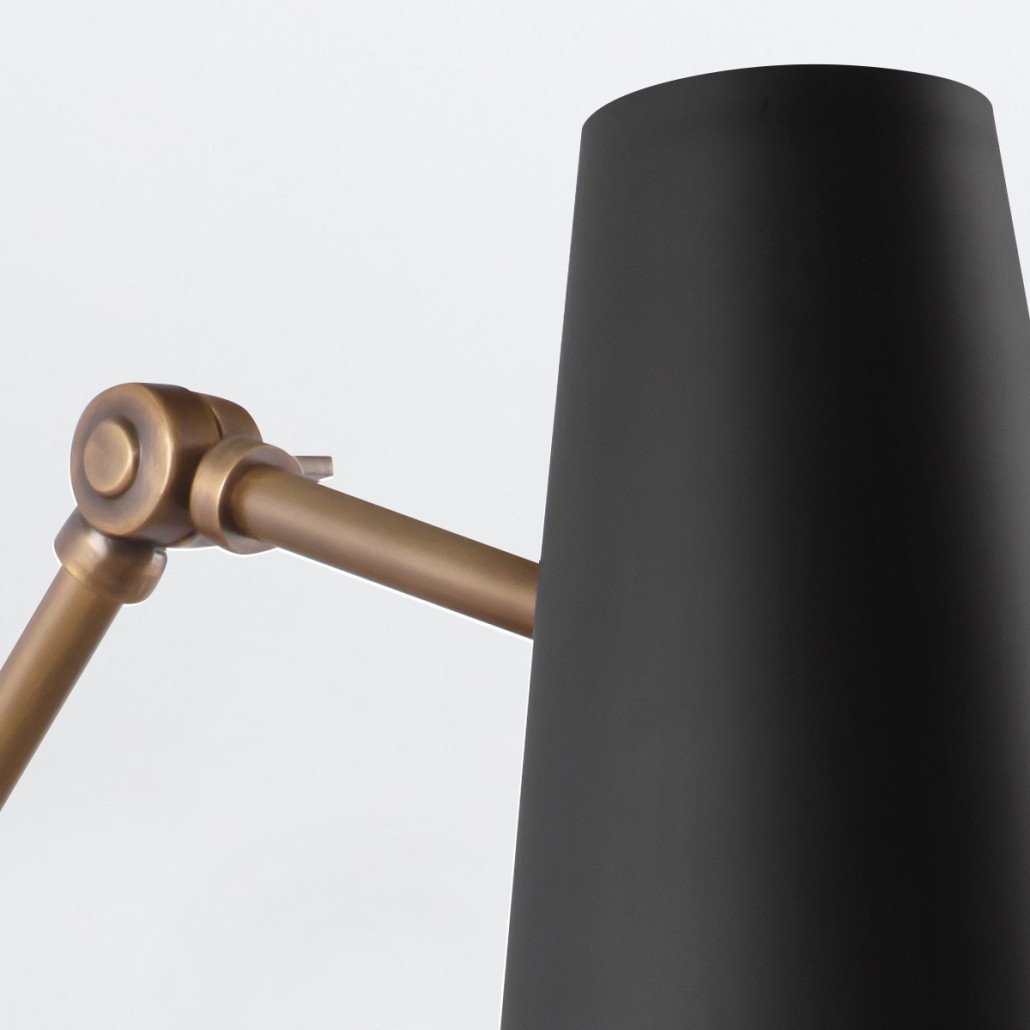 Бра черного цвета с конусным металлическим плафоном Alora