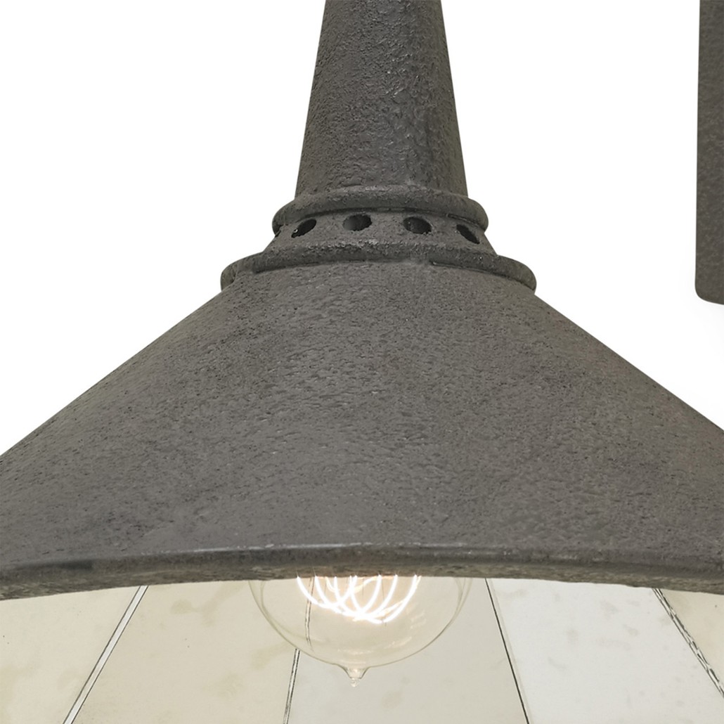 Бра черное с зеркальными элементами внутри абажура Luminous Reflector