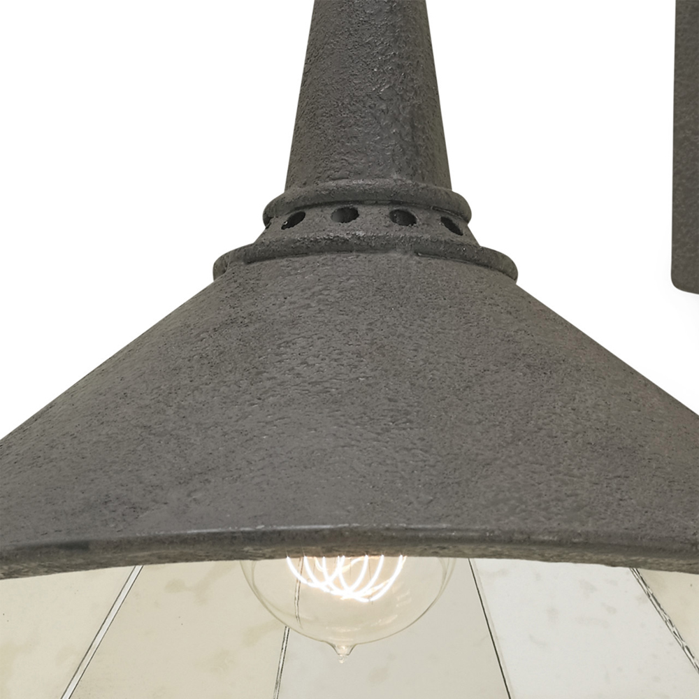 Бра черное с зеркальными элементами внутри абажура Luminous Reflector