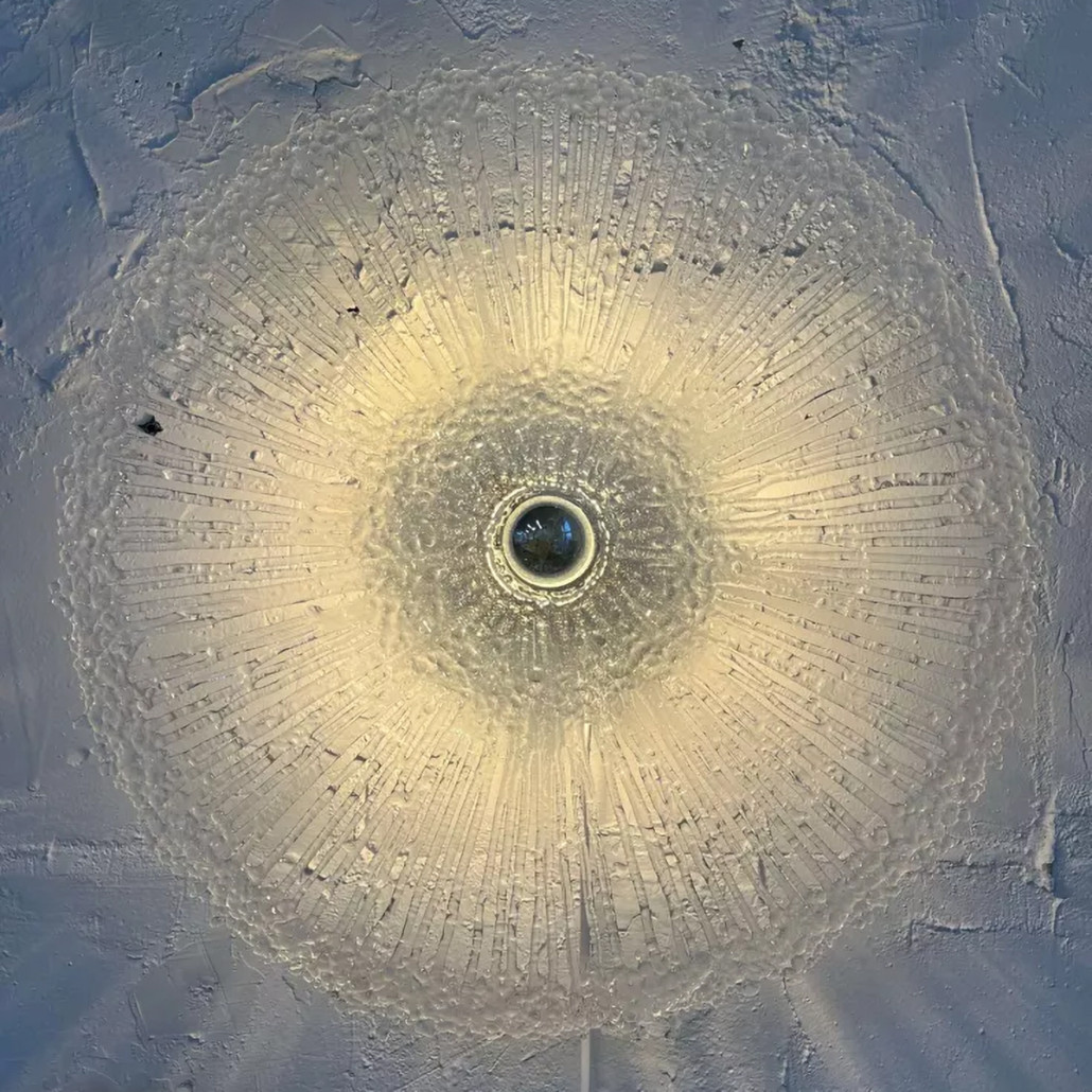 Бра-брошь Clear