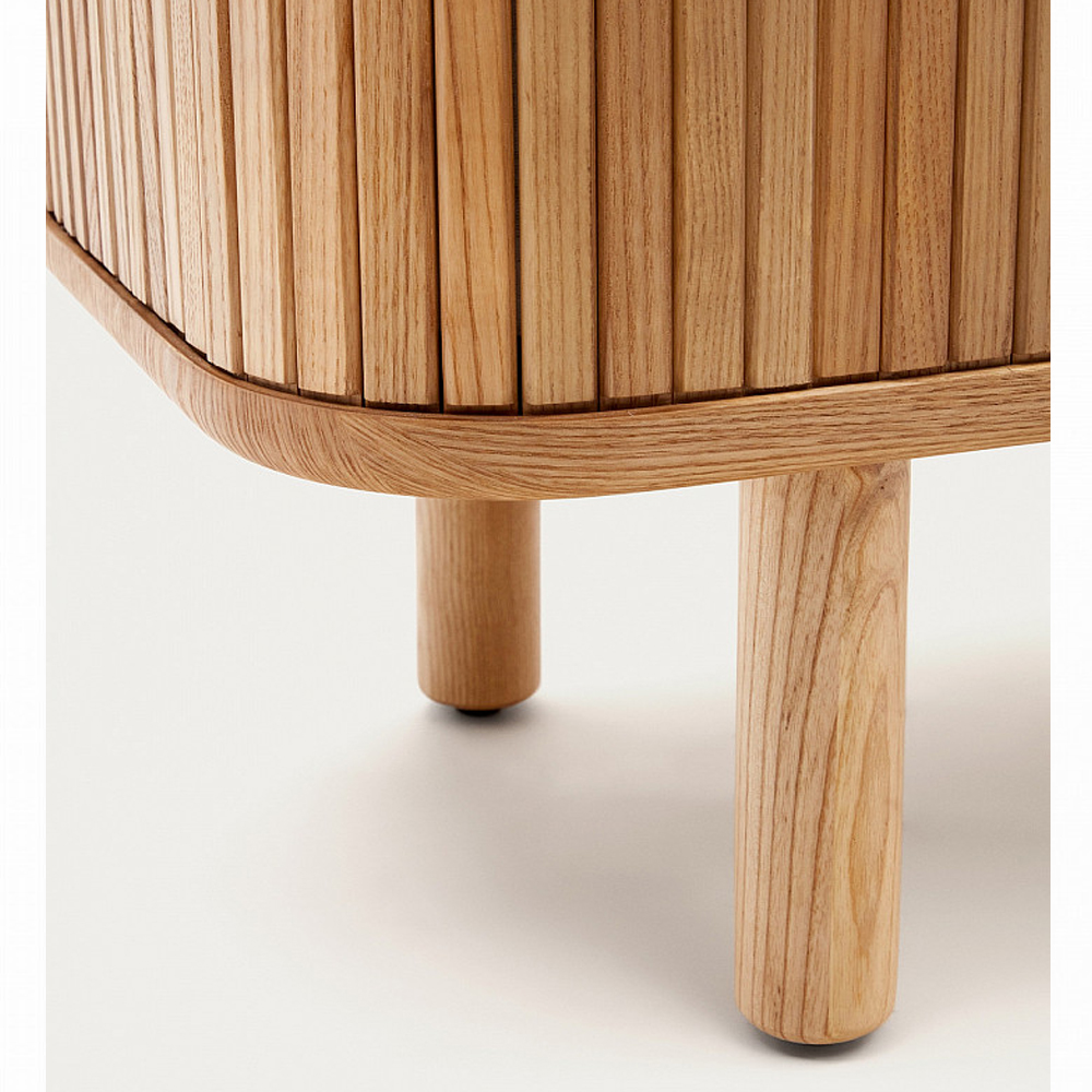 Буфет из ясеневого шпона с открытыми полками и 2-мя раздвижными дверями Toinette