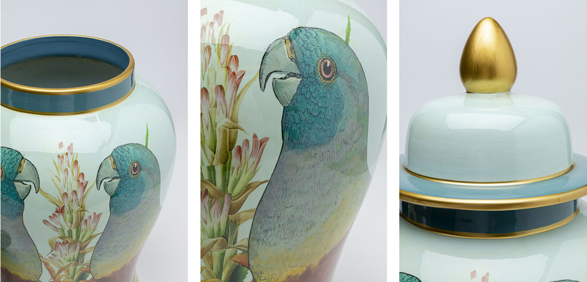 Ваза Porcelain Vase Parrots