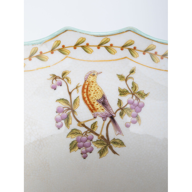 Ваза из голубого фарфора с рисунком птиц и цветов и декоративными элементами Blue Garden