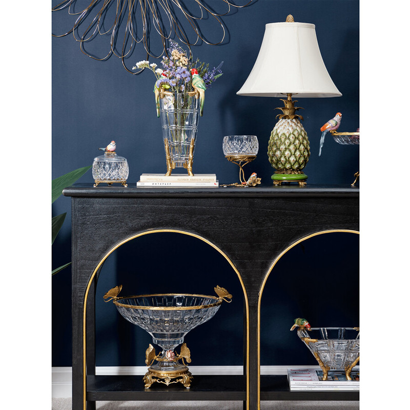 Ваза из прозрачного стекла с бронзовыми ножками и фигурками попугаев Eden Garden porcelain and bronze