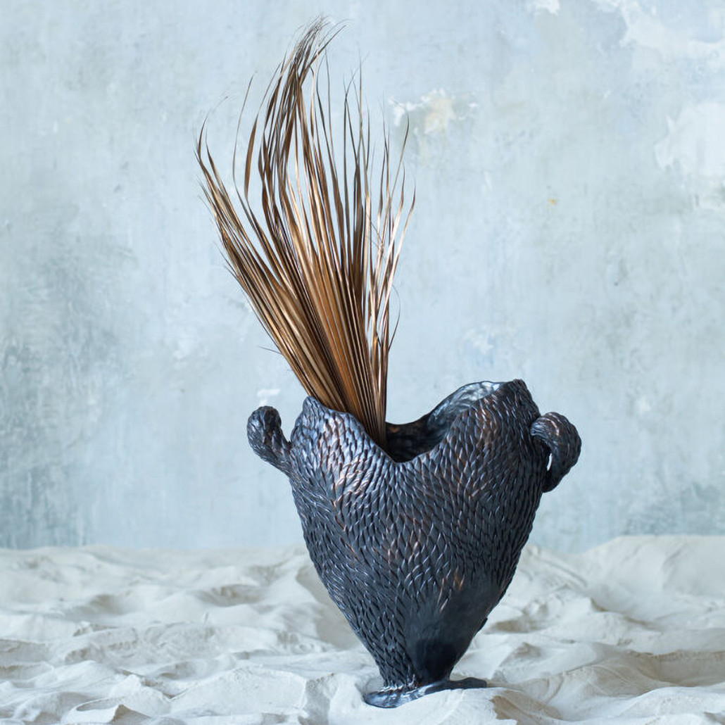 Ваза из серии «Бронзовый век»