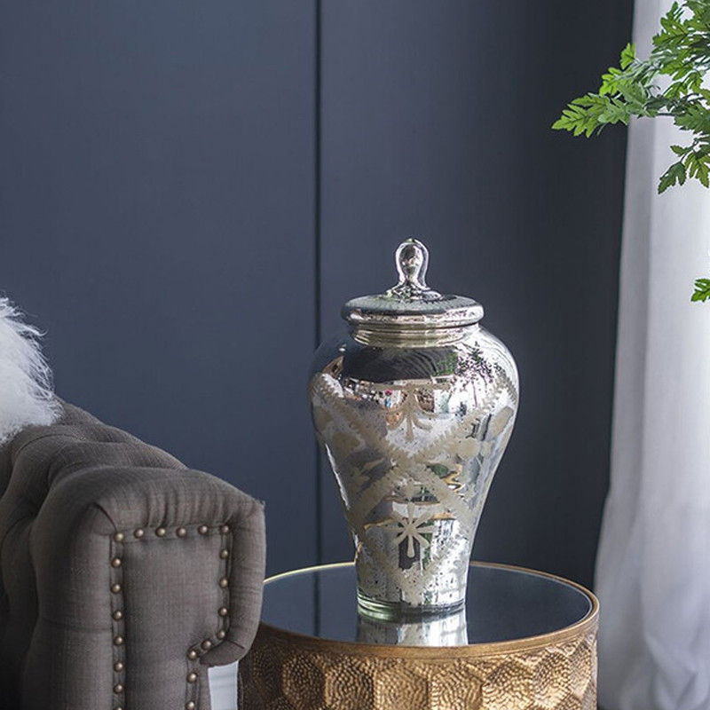 Ваза из стекла с крышкой и декоративными узорами Chinoiserie Ceramics