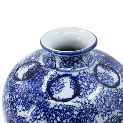 Ваза из фарфора сине-белого цвета Blue & White Ornament